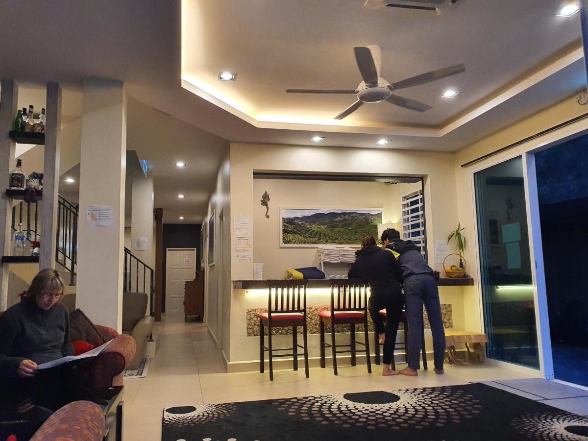 Fathers Guesthouse Bungalow Cameron Highlands Eksteriør bilde