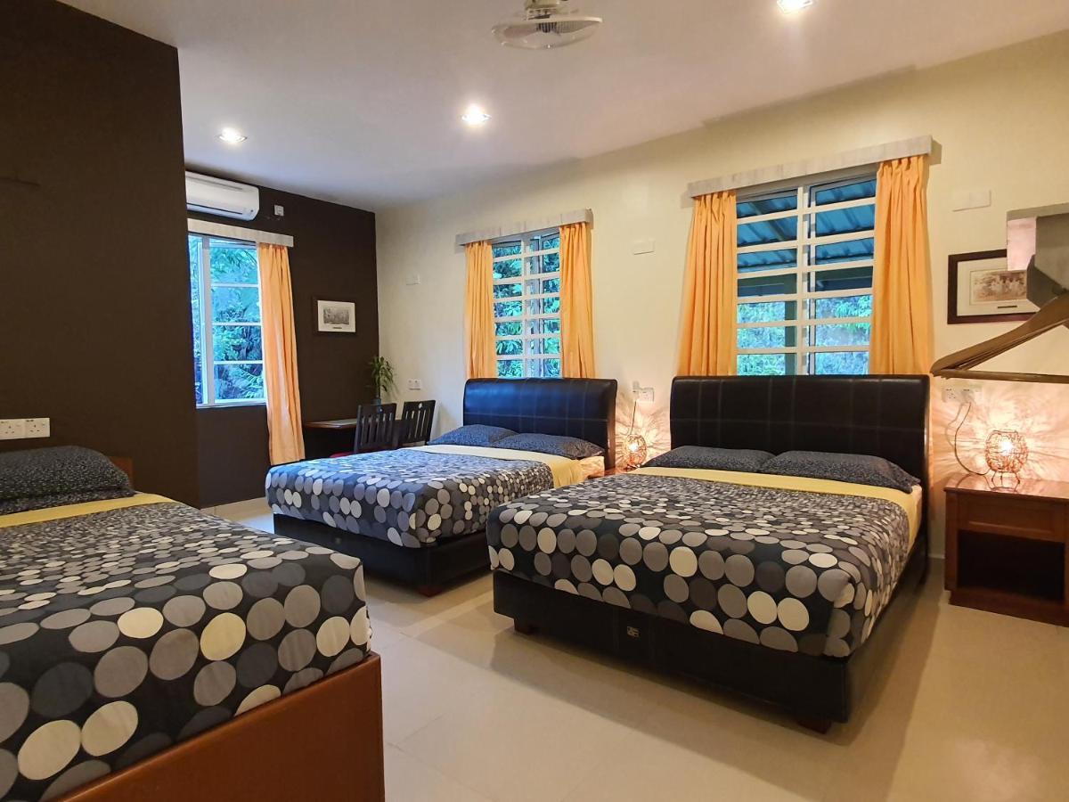 Fathers Guesthouse Bungalow Cameron Highlands Eksteriør bilde