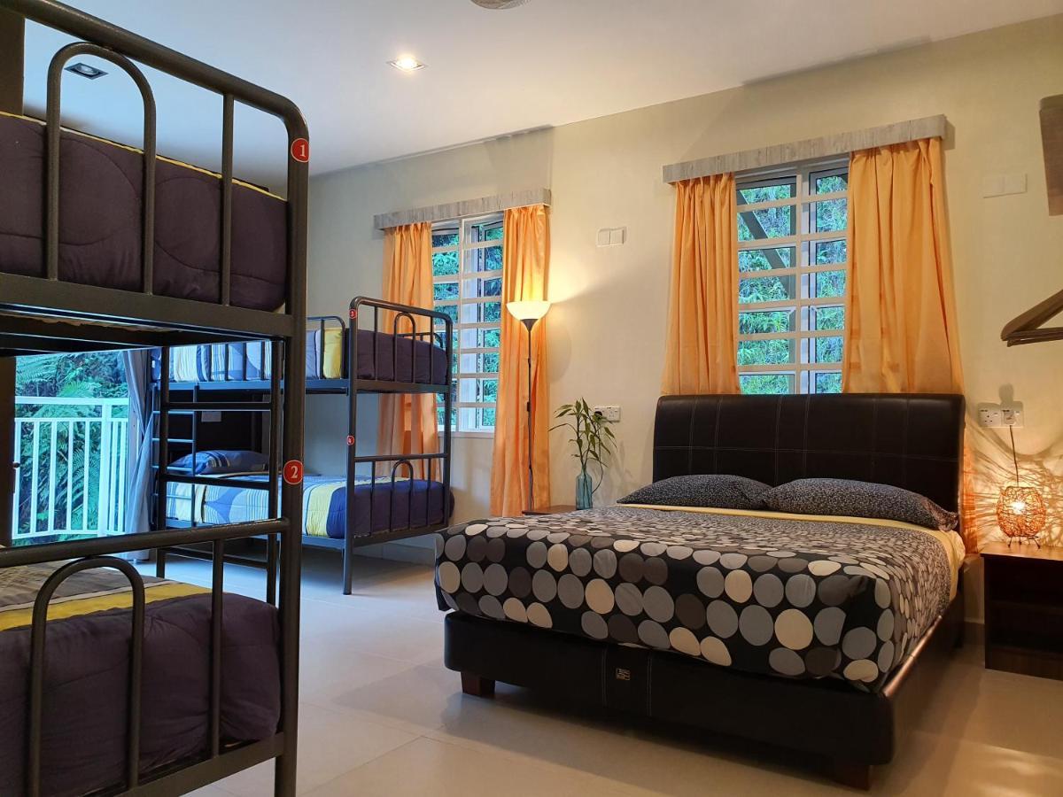 Fathers Guesthouse Bungalow Cameron Highlands Eksteriør bilde